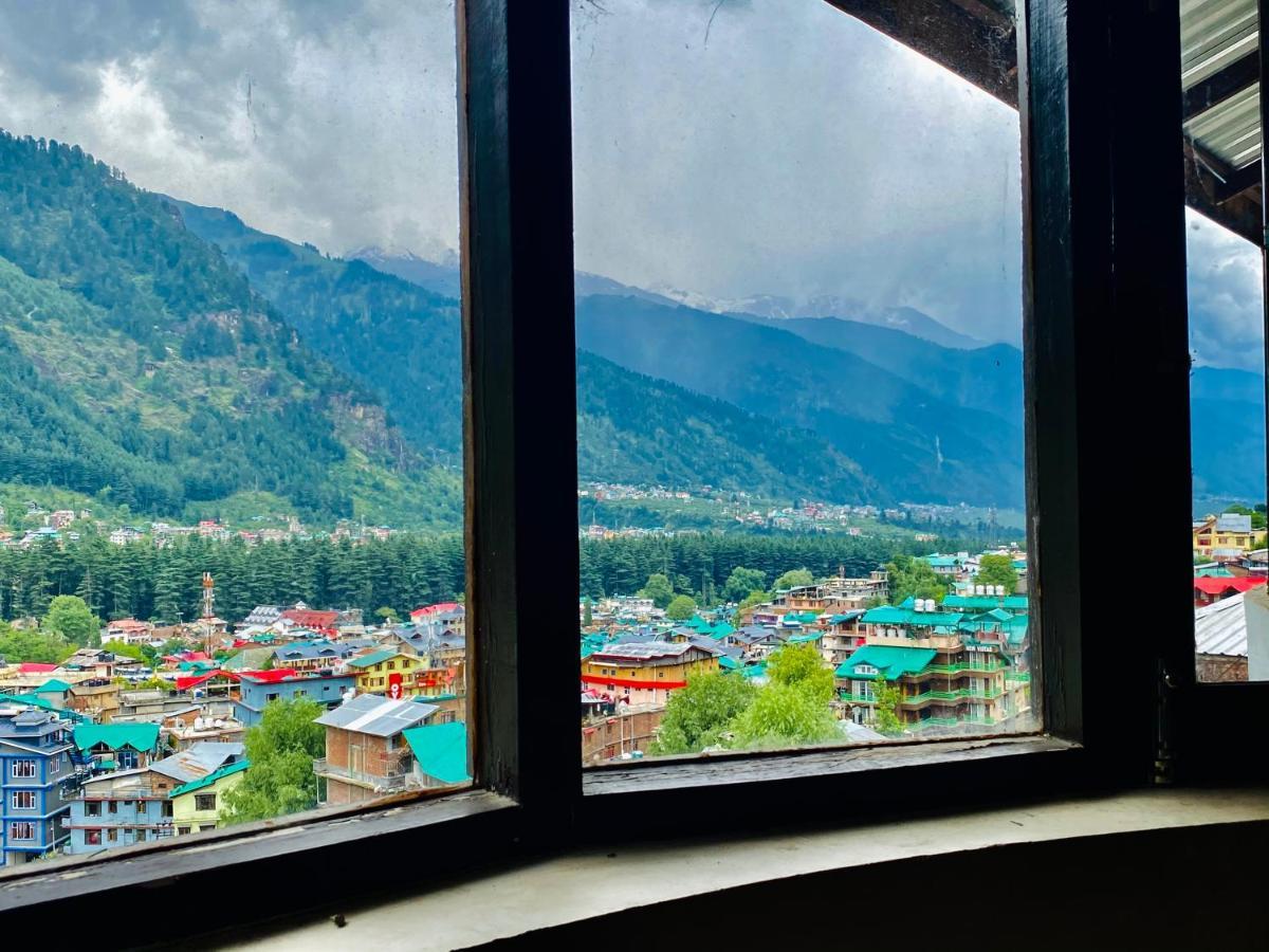 Hotel Hadimba Palace - Near Mall Road Manali  Exterior photo